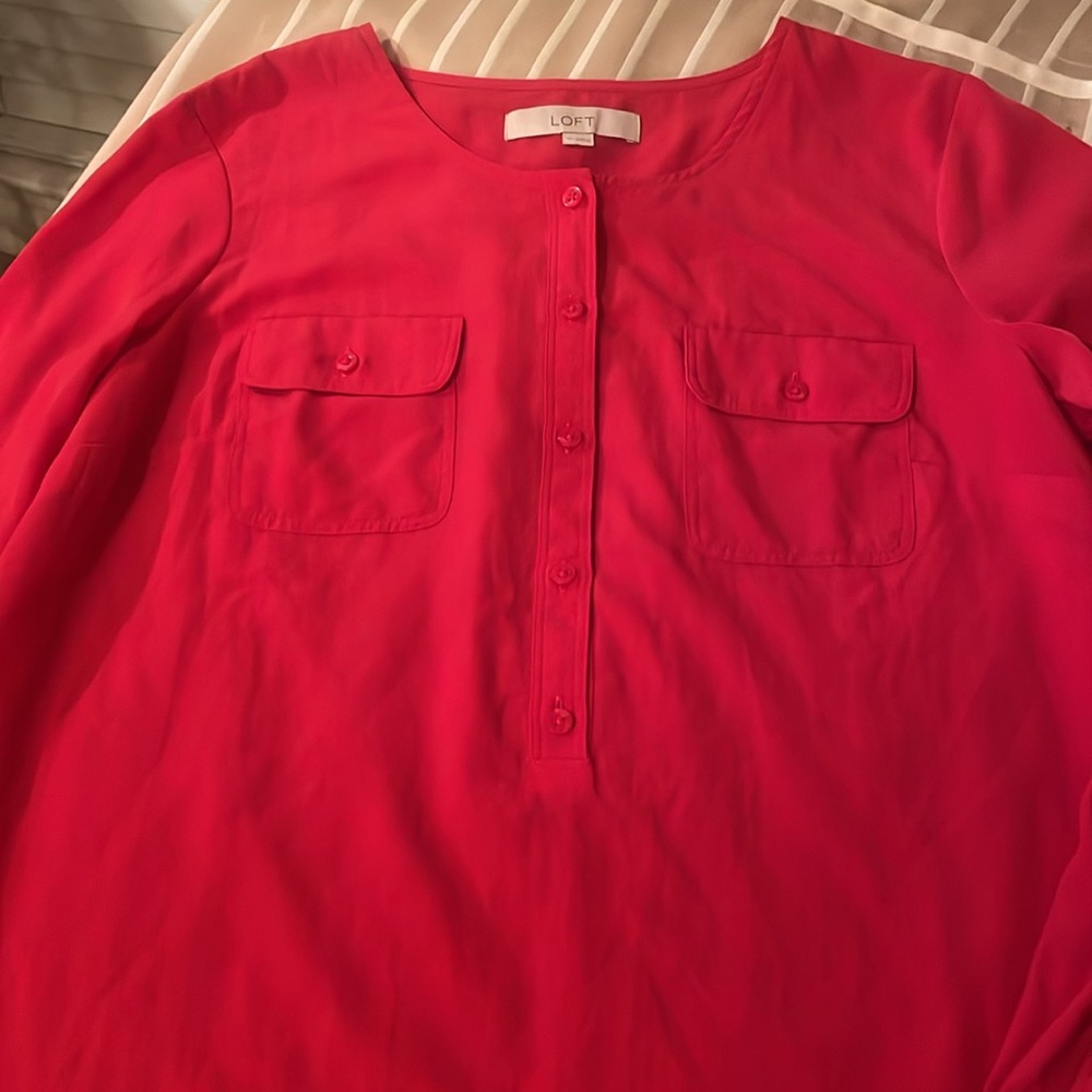 Loft - long sleeve 100% poly shirt- Size M- 20 in pit to pit & 26 in length EUC